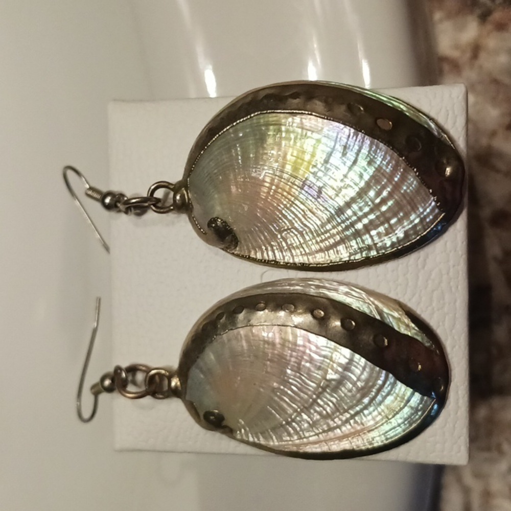 SEA SHELL EARRINGS